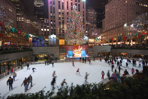 Why I Want to Visit New York at Christmas Time - Confused Julia