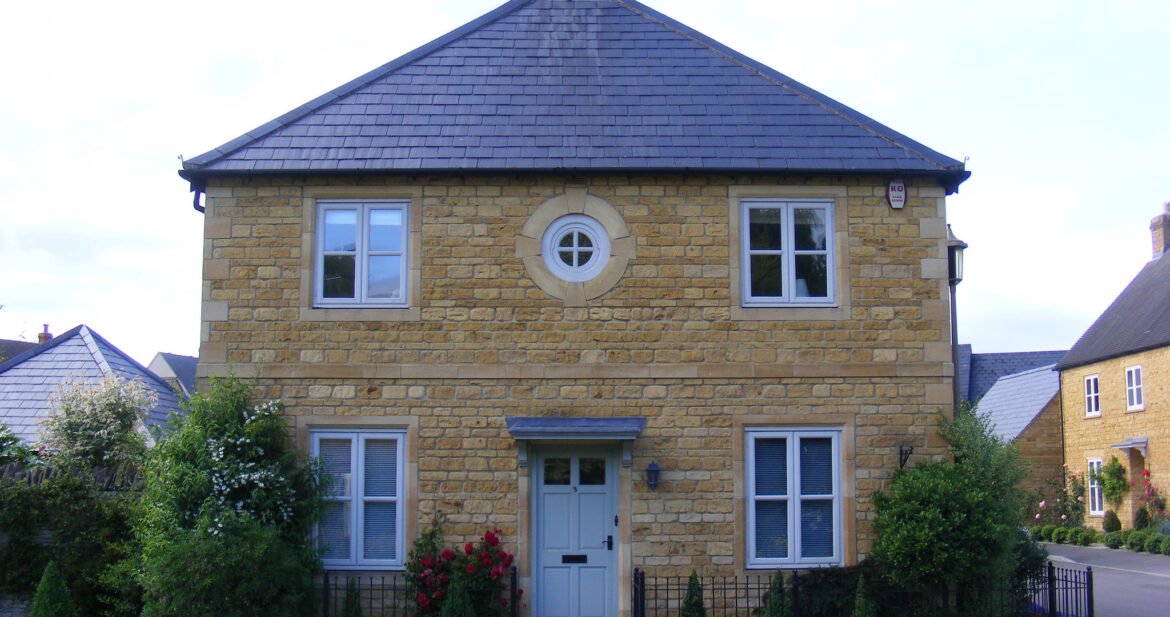 Pretty Cotswolds house