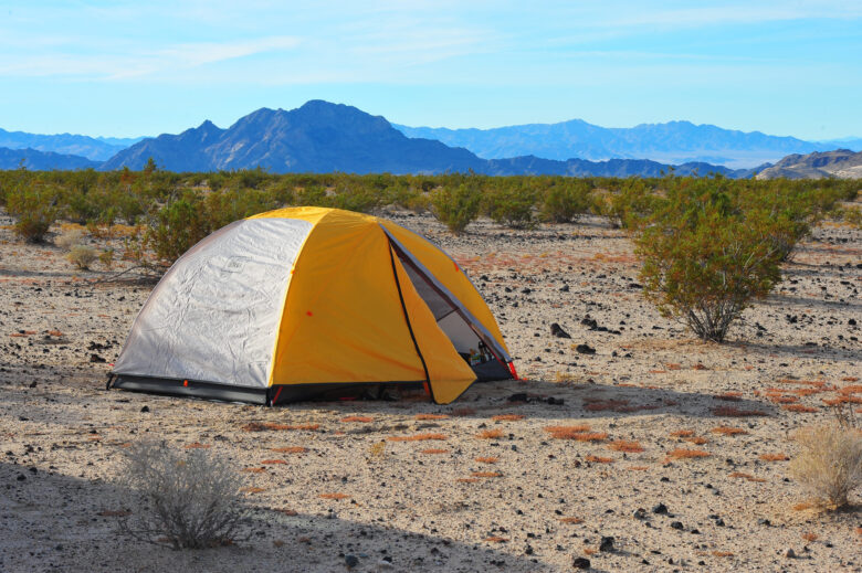 Tent in the middle of the desert